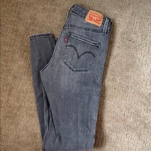 🌟CLEAROUT🌟 LEVIS jeans